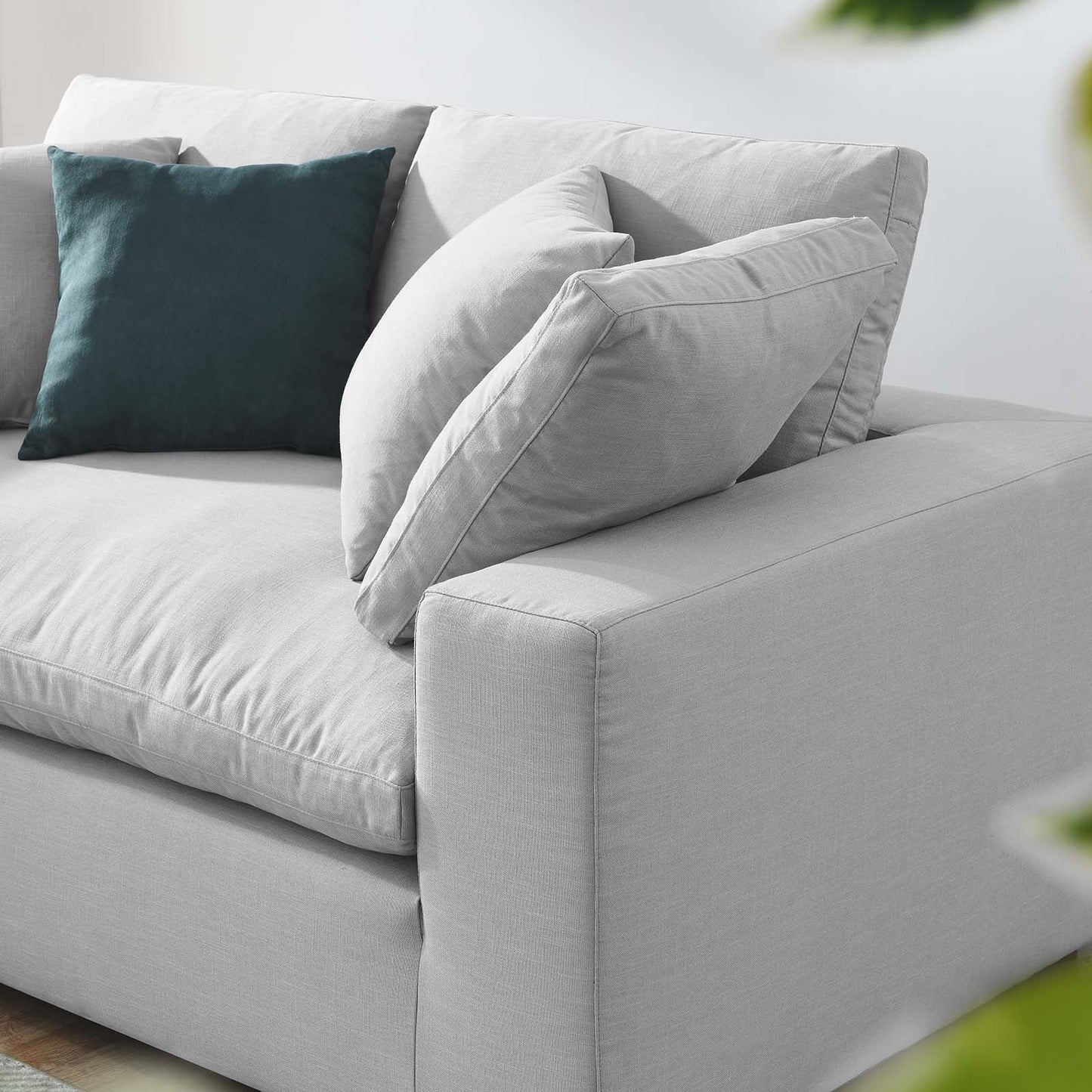 Tobi Overstuffed Upholstered Loveseat